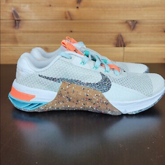 Nike Metcon 7 Light Bone Womens 